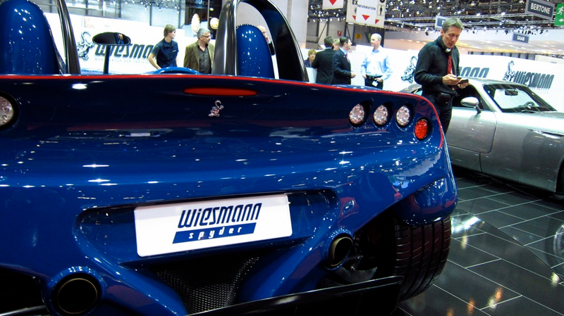 Illustration for article titled Wiesmann's BMW-powered ultralight is fast, stubby